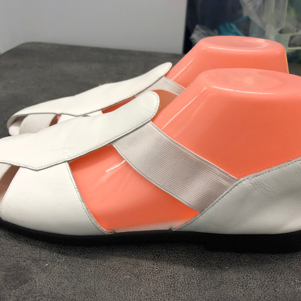 Trader Bay Women's White Leather Slip On Sandals